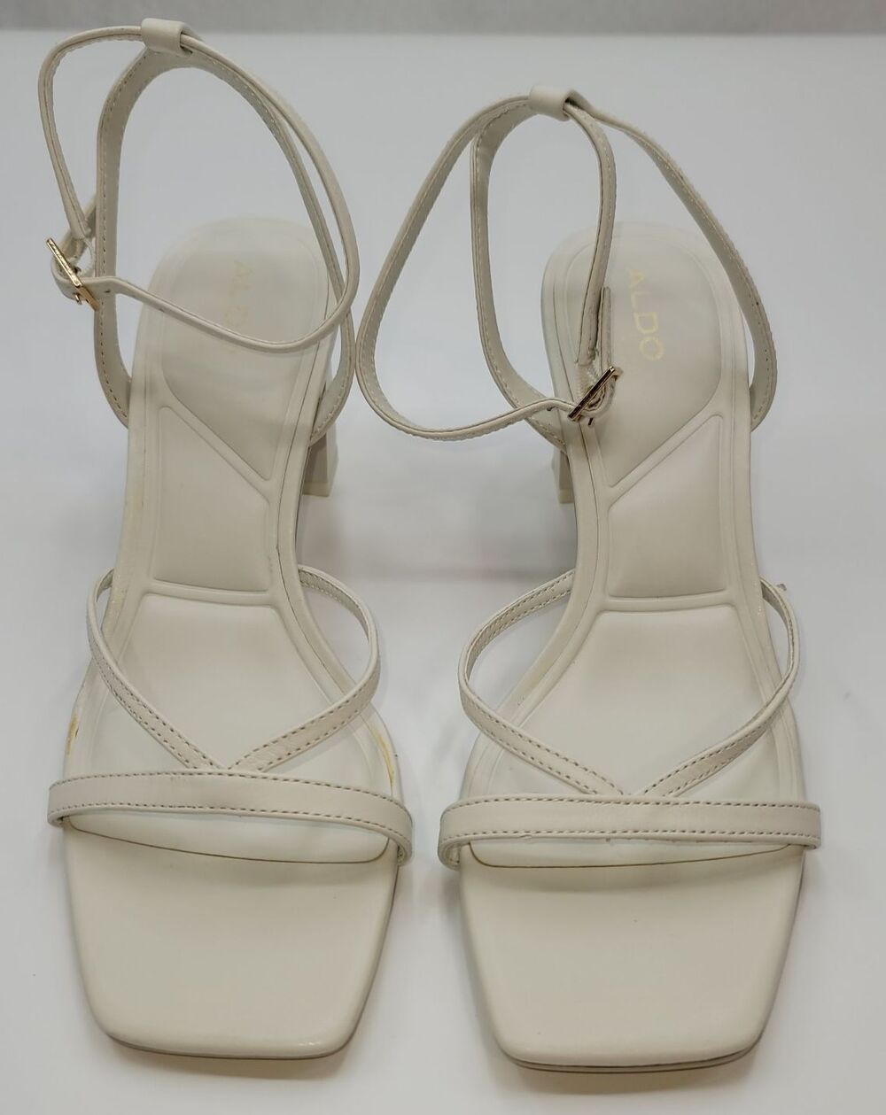 ALDO‎ Stellare Pillow Walk White Leather Block Heel Ankle Strap Sandal Size 9